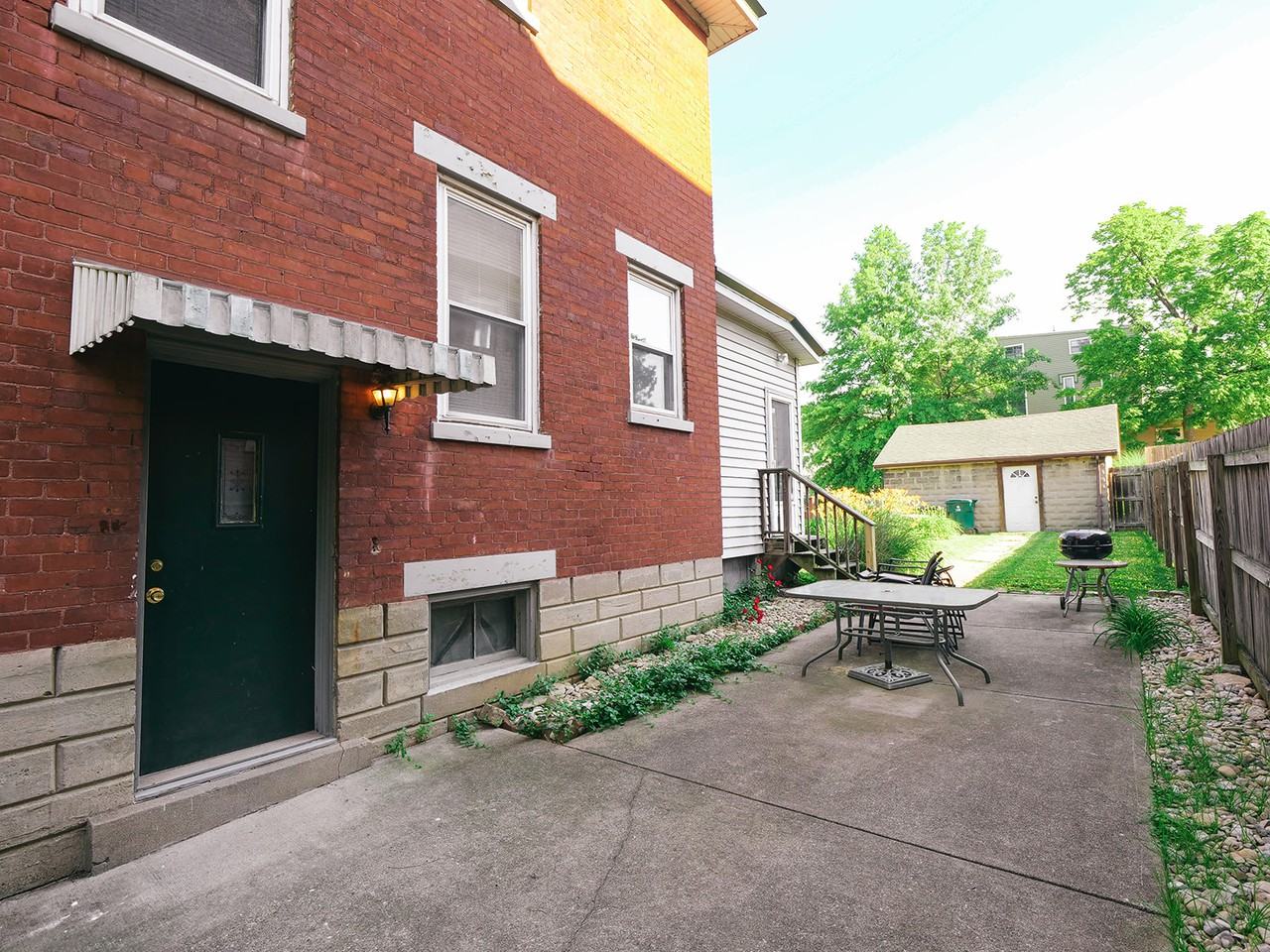 3036 Urwiler Ave #2