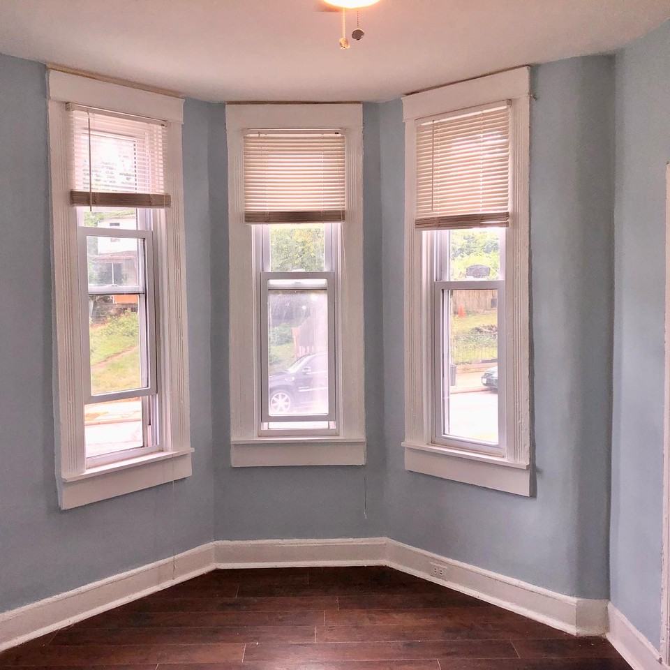 2826 Frederick Avenue - Photo 3 of 8