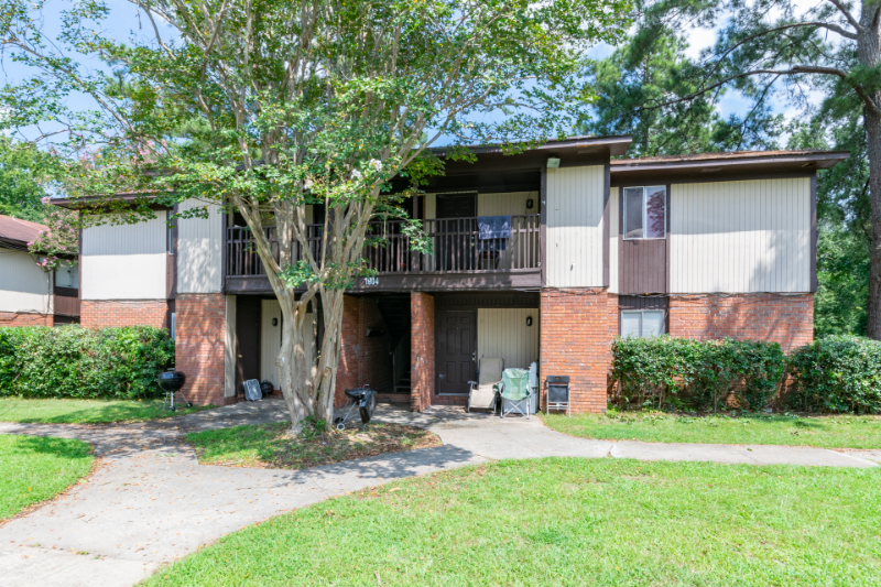 1824 Sheffield Dr #2020 - Photo 3 of 9