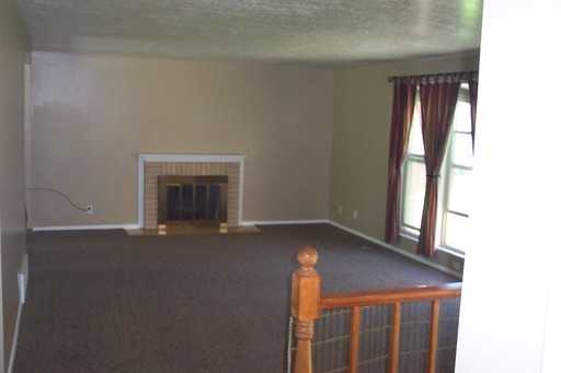 218 W 4350 N - Photo 2 of 11