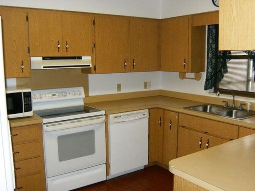 3535 Red Oak Ct - Photo 3 of 11