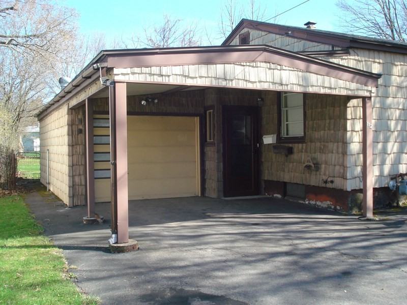 112 Hanover Ave - Photo 3 of 18