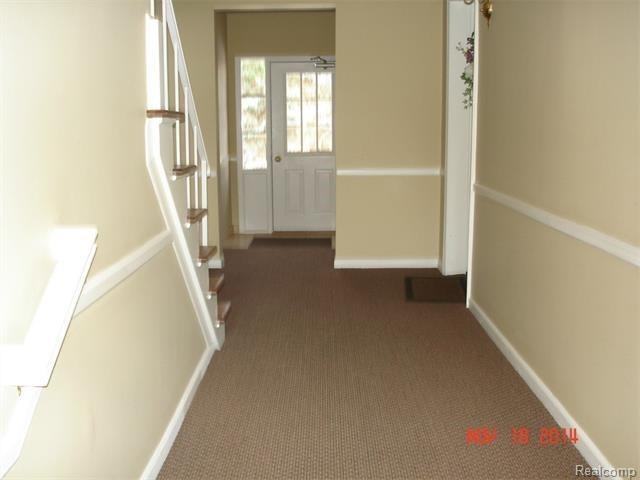 1450 Trailwood Path - Photo 3 of 23