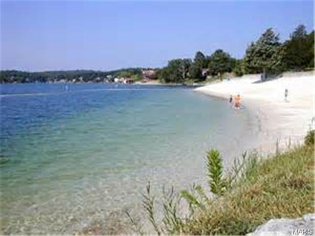 6122 Shenandoah Dr - Photo 2 of 8