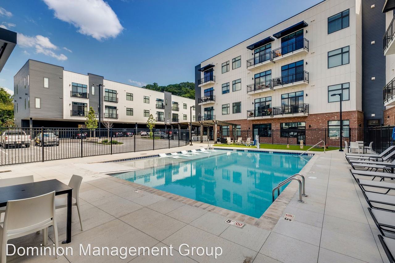 2004 City Vista  Way - Photo 3 of 15