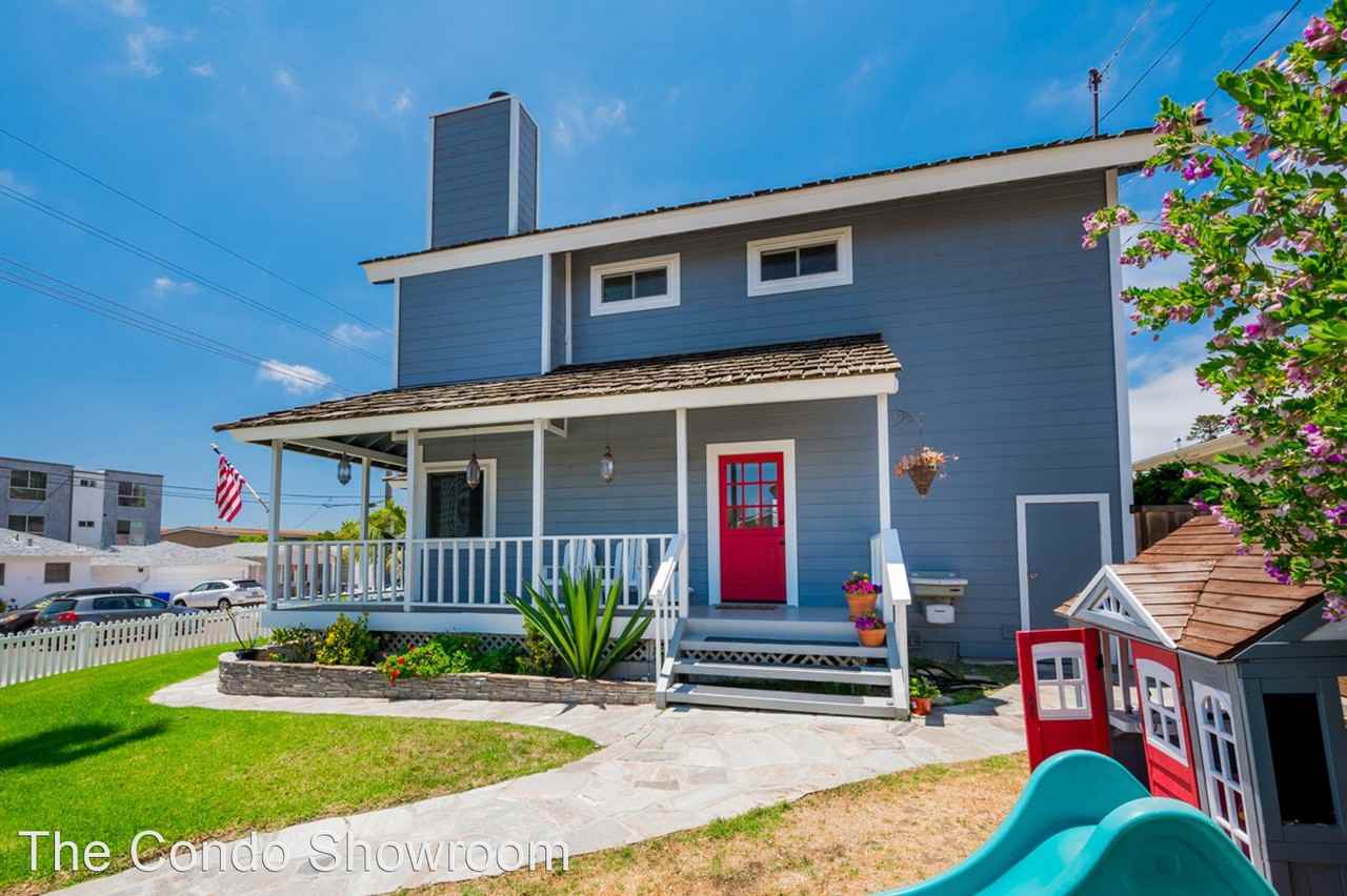 1470 Evergreen St - Photo 3 of 30