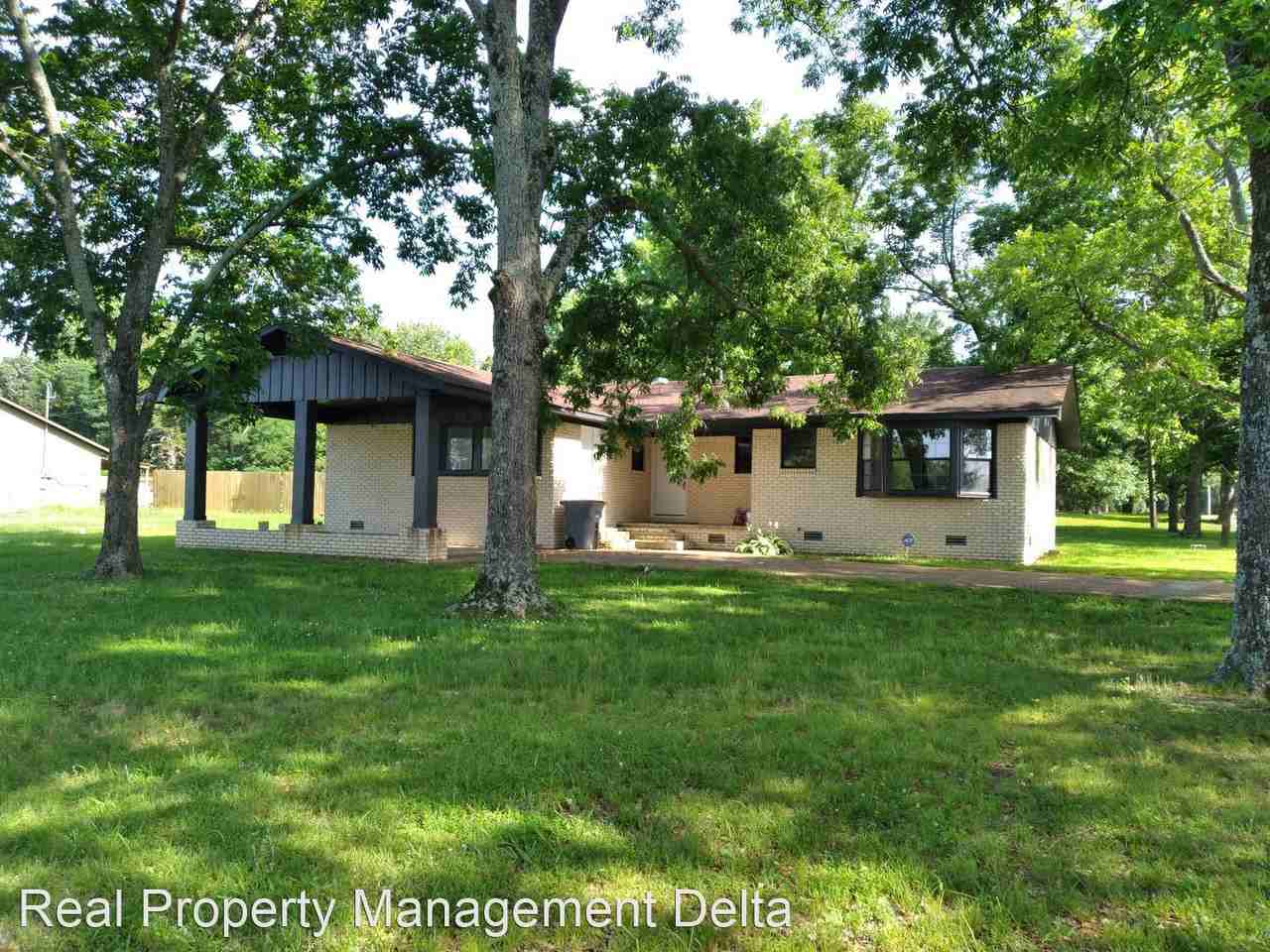 1306 N Lemon St - Photo 3 of 30