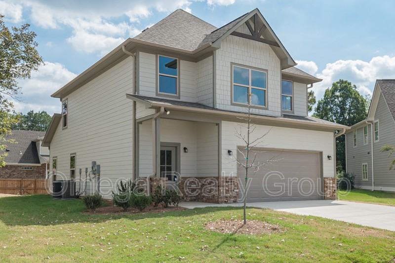 171 King Richards Way - Photo 2 of 44