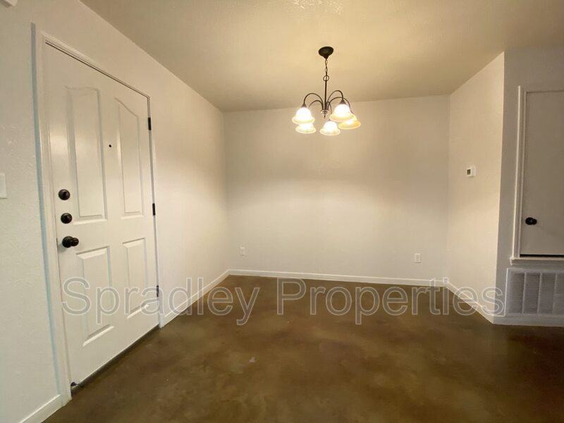5410 Developer Ct Unit B - Photo 4 of 10