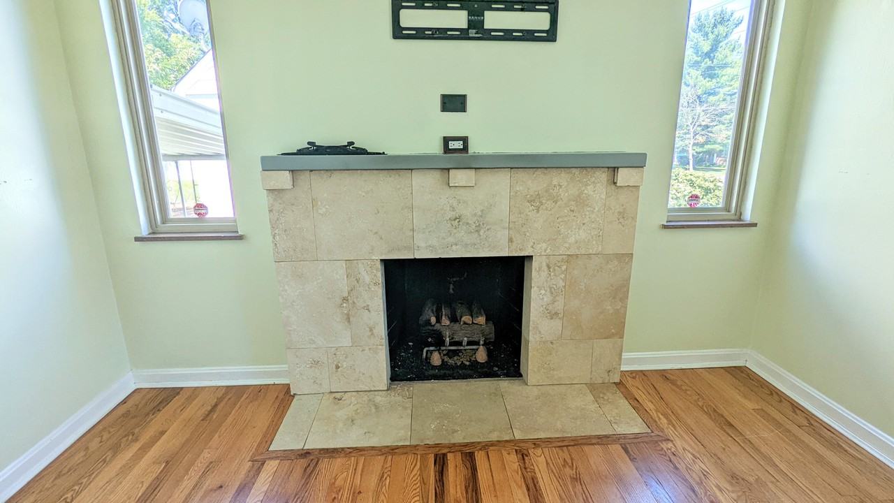 4649 Orchard Ln - Photo 3 of 18