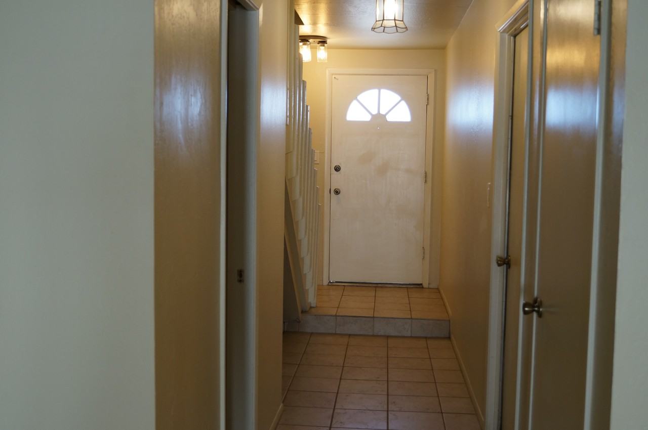 1827 S Torre Molinos Cir - Photo 3 of 33