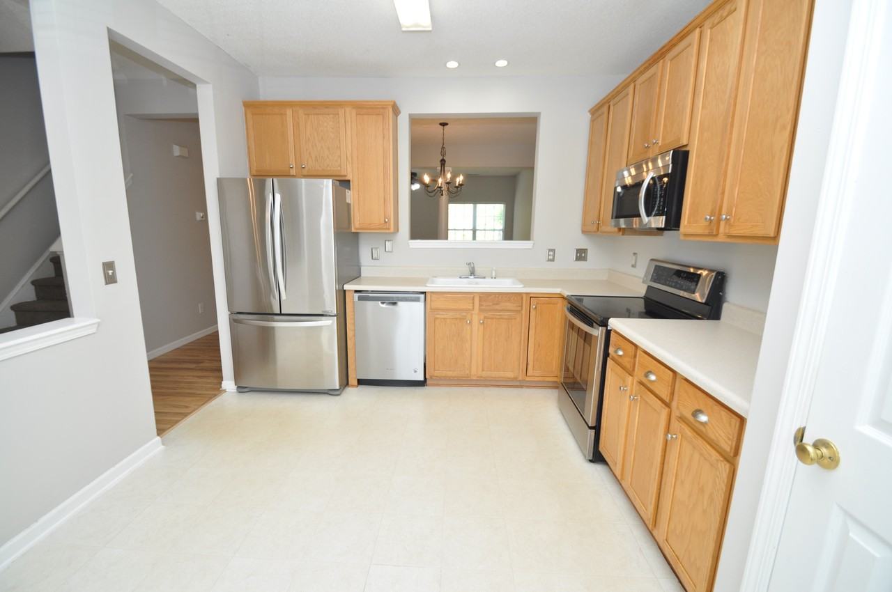 10945 Pendragon Pl - Photo 7 of 34