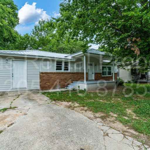 1206 Plainview Cir - Photo 3 of 22