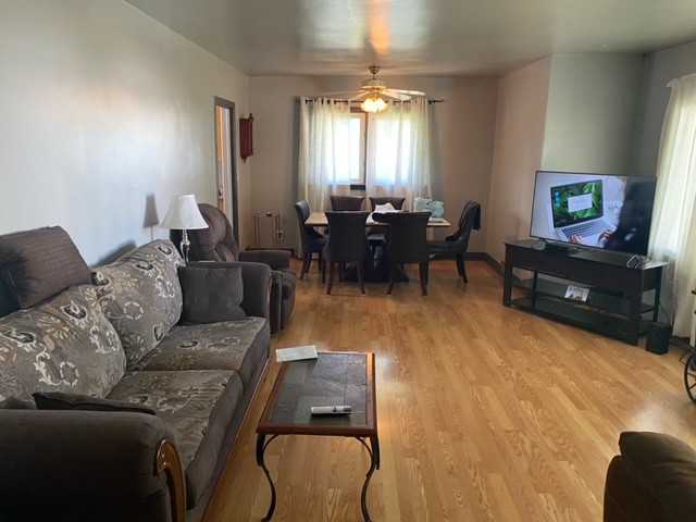 8 Charlton Cres - Photo 2 of 7