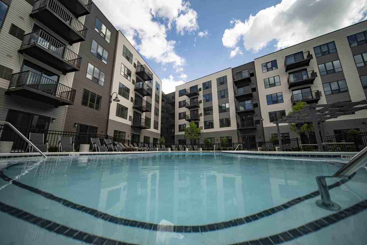 One Wheeling Town Center - Photo 2 of 19