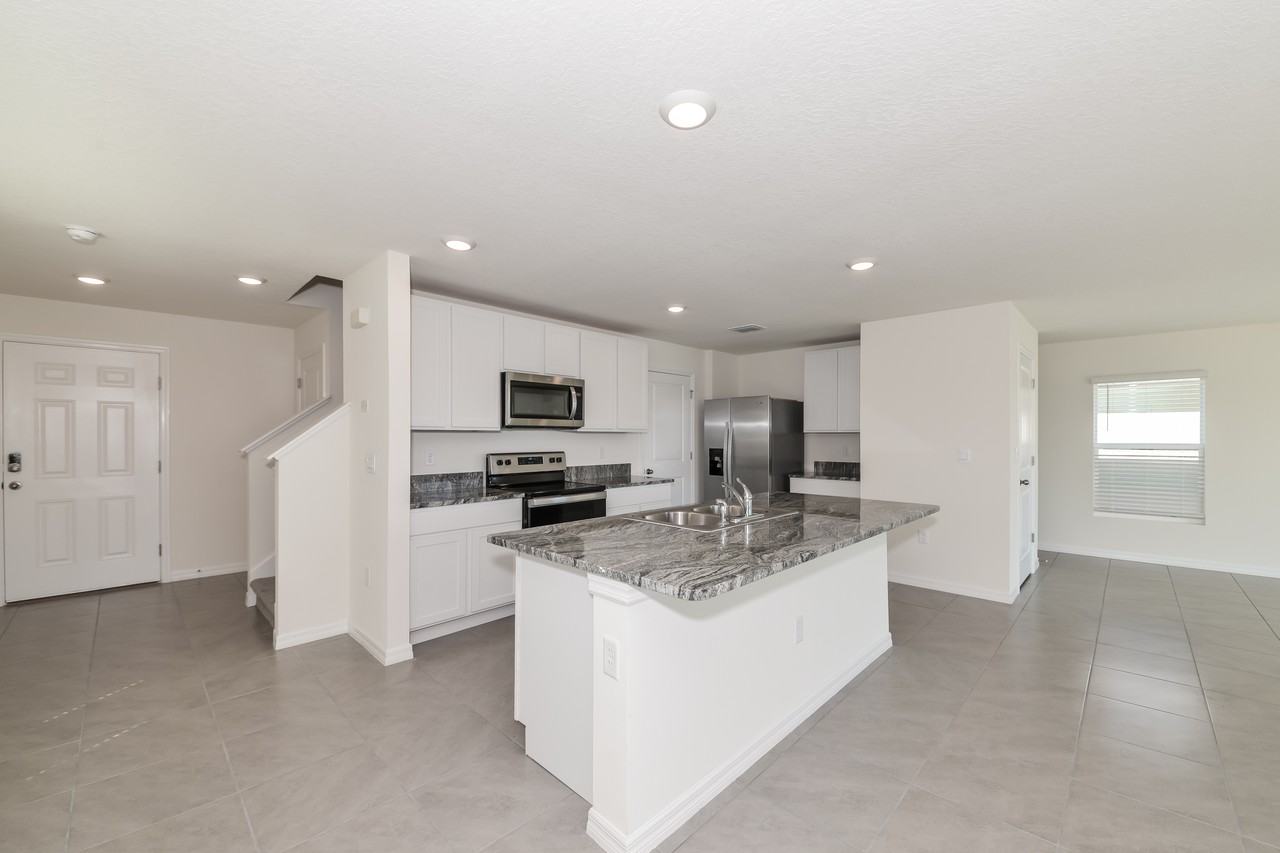 476 Sunlit Coral St - Photo 2 of 14