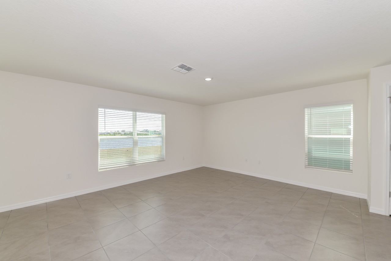476 Sunlit Coral St - Photo 5 of 14