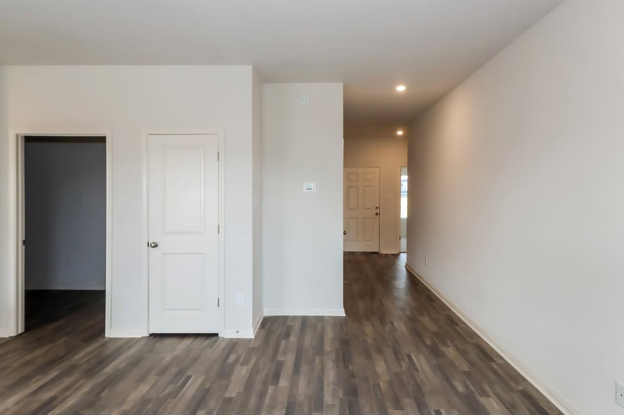 112 Rustic Trace - Photo 2 of 14