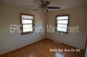 featured image of 3648 Bel Air Dr Se #1