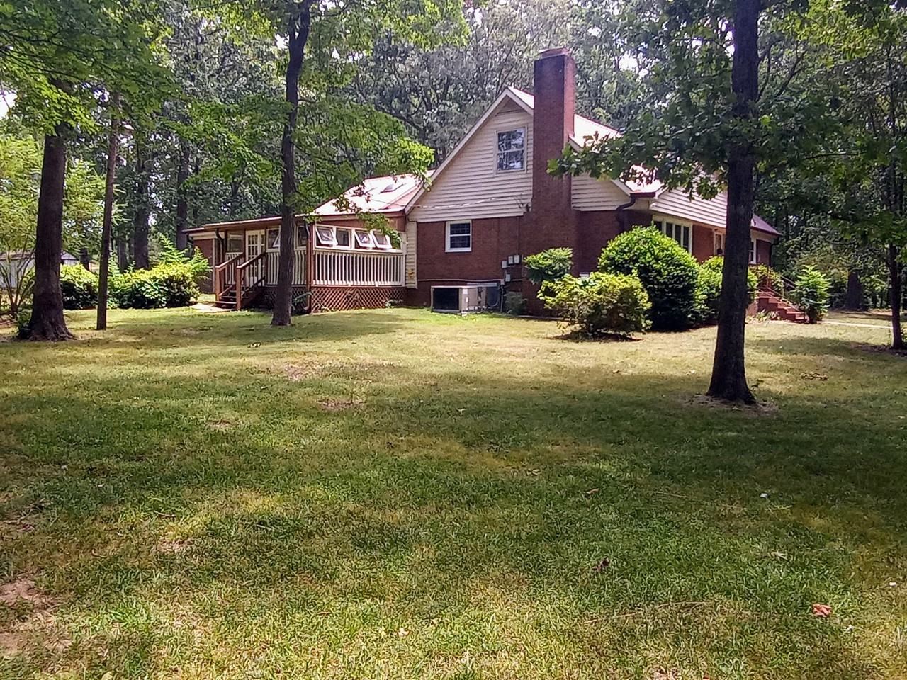 416 Old Williams Rd #1 - Photo 3 of 32