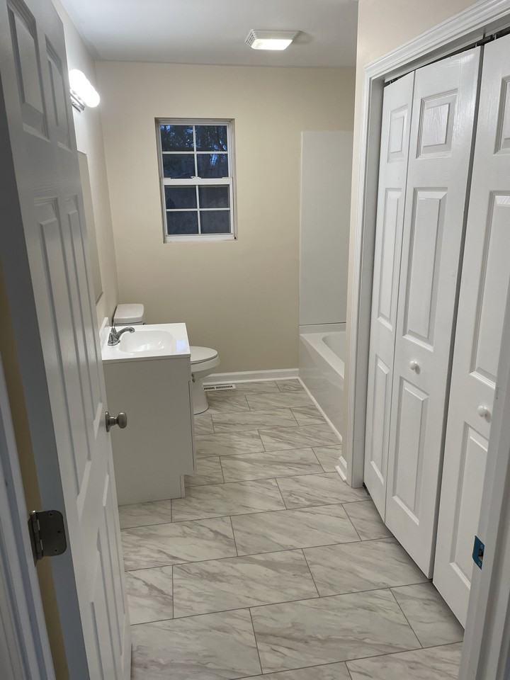 903 Owens Rd #C - Photo 5 of 7