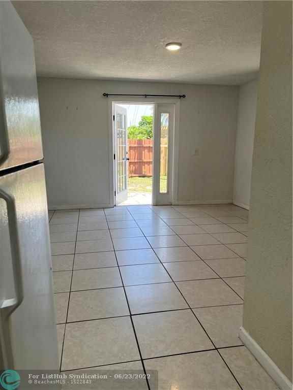 1767 Ne 49th Ct - Photo 3 of 11