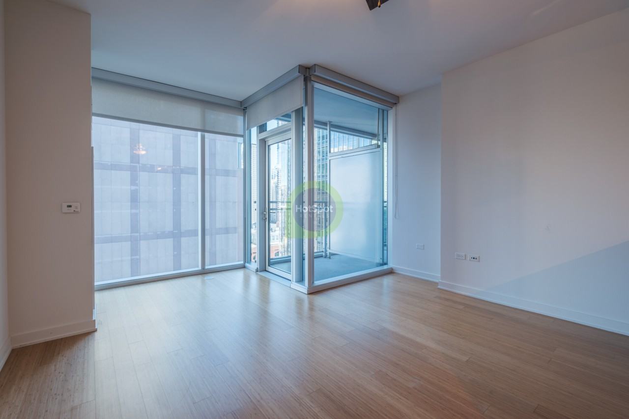 161 W Kinzie St - Photo 4 of 36