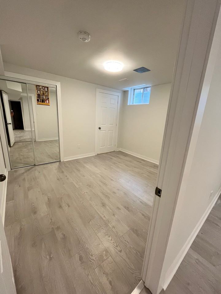 32 Huntington Drive - Photo 3 of 6