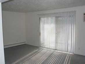 Marvin Gardens Apartments - Photo 3 of 8