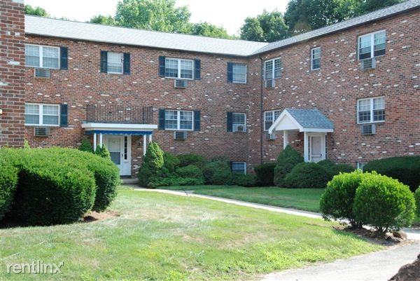 Devonshire Apartments - Photo 2 of 3
