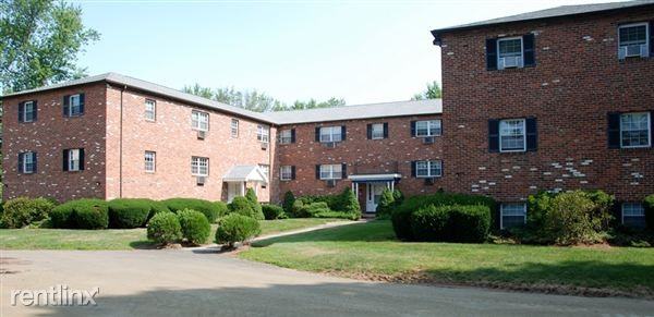 Devonshire Apartments 318 W Main St, Cheshire, CT 06410 Zumper