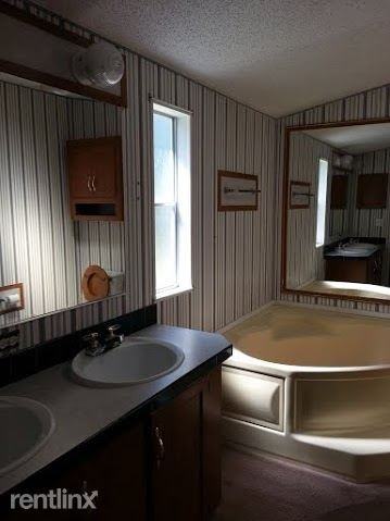 21765 NW County Rd 1493 - Photo 3 of 10