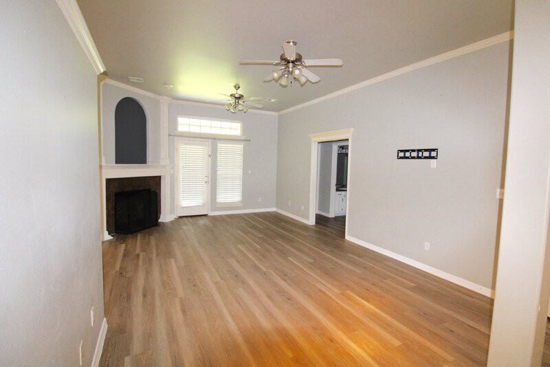 10702 E 120th St N - Photo 3 of 14