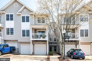 featured image of 12813 Fair Briar Ln