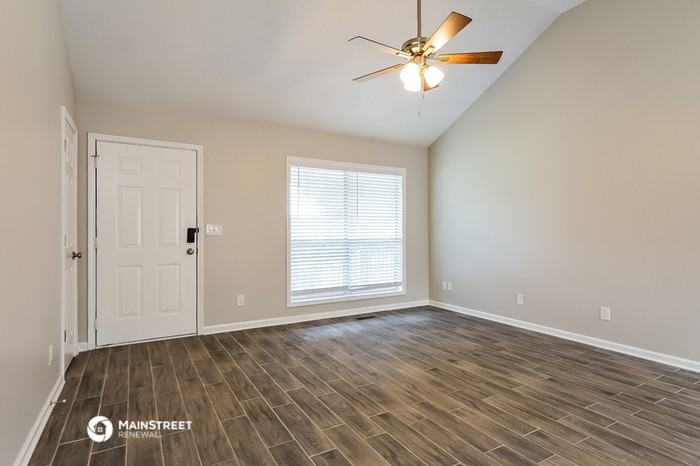 89 Southern Pl - Photo 3 of 16