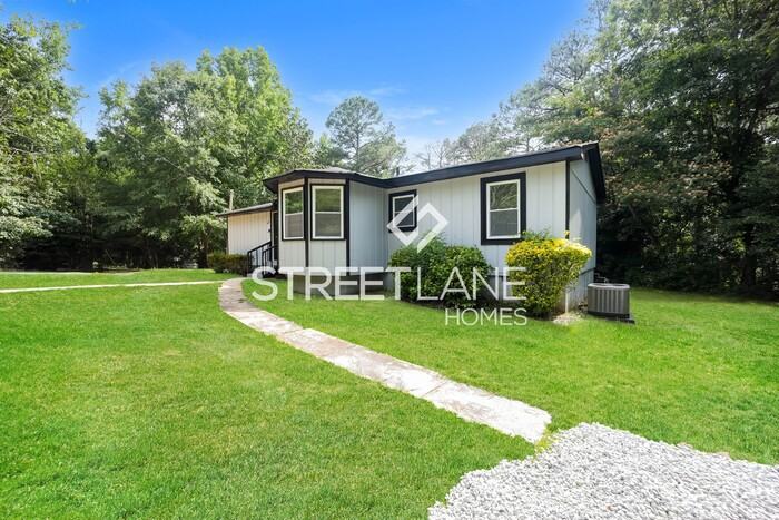 49 Stella Wynn Rd - Photo 2 of 15