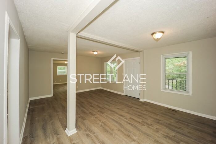 49 Stella Wynn Rd - Photo 3 of 15