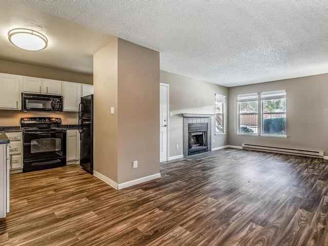 640 Wycliffe Dr - Photo 5 of 45