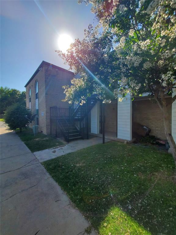 6016 Westridge Ln #402 - Photo 3 of 15