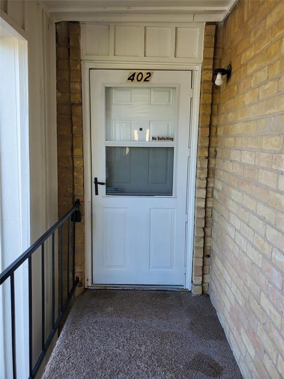 6016 Westridge Ln #402 - Photo 5 of 15