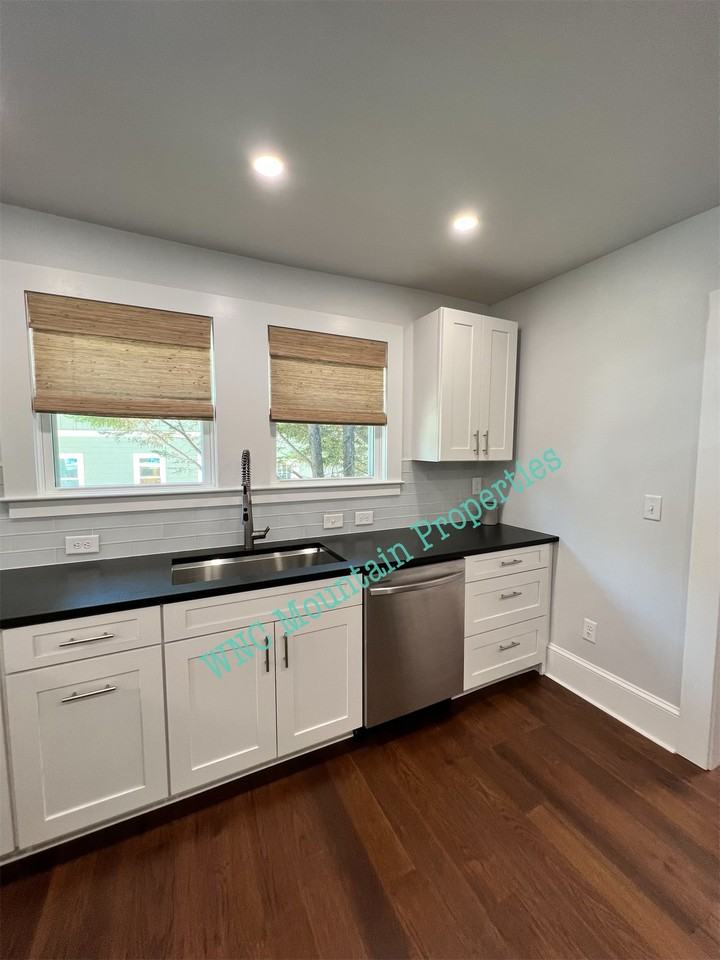 15 Mountain View Ave #1 - Photo 4 of 14