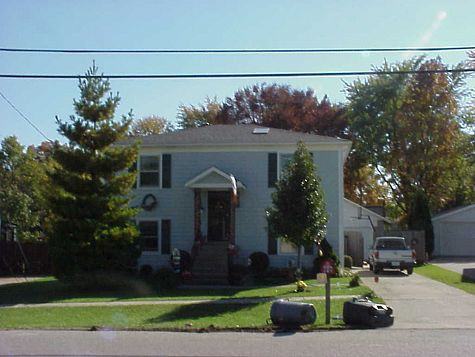 3700 Hillcross Dr #1 - Photo 3 of 32