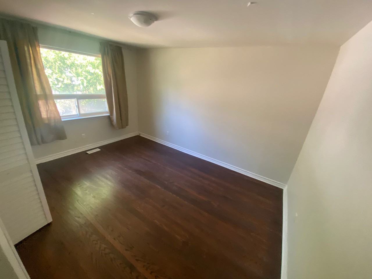 87 Packard Blvd #1 - Photo 7 of 11