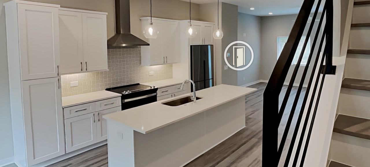 1027 Gregg St - Photo 3 of 50