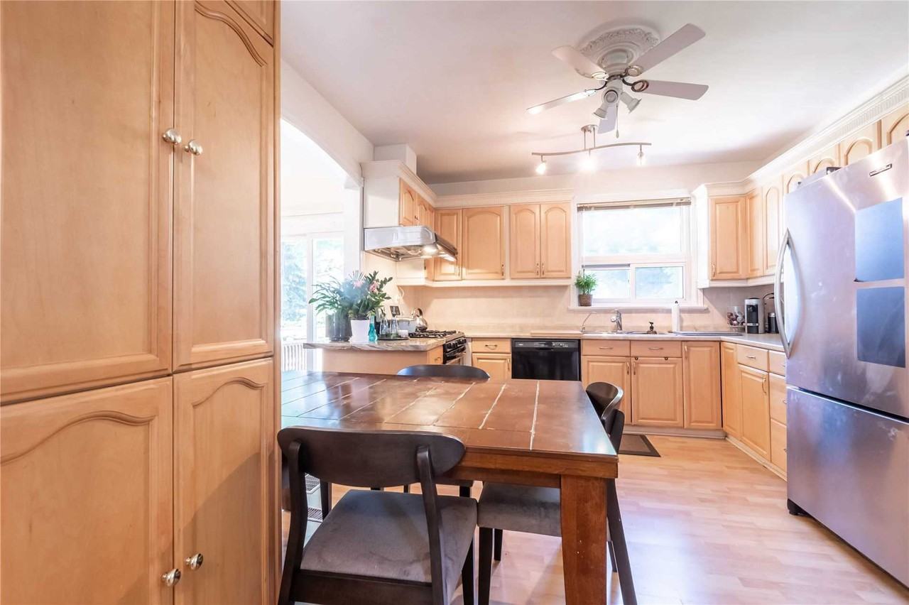 12 Truman Road - Photo 3 of 5