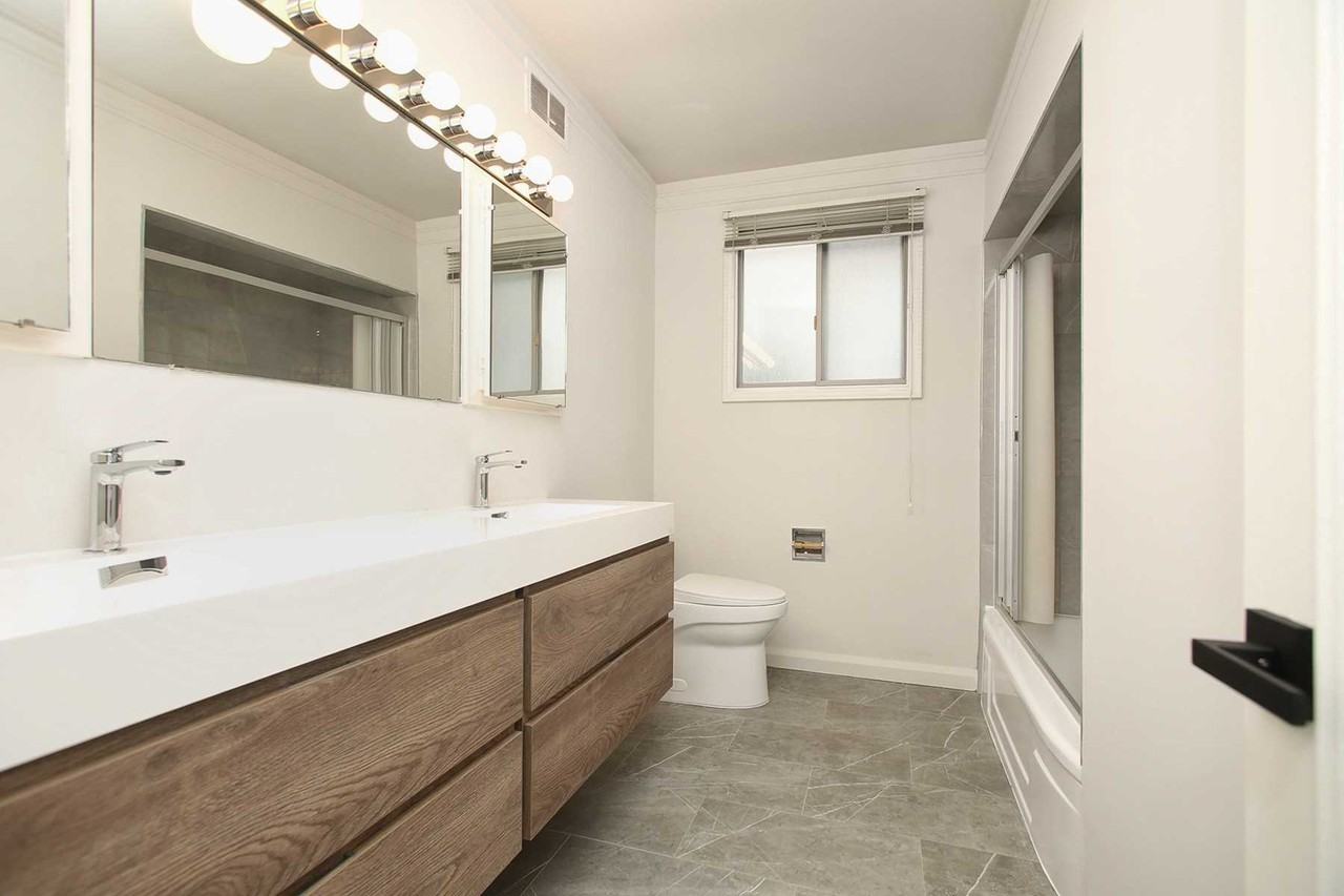 172 Gordon Road - Photo 3 of 5