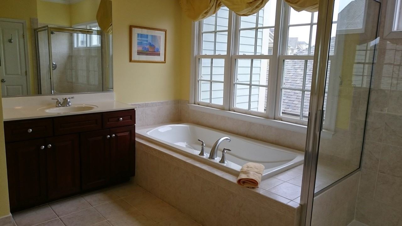 11301 Liberty St - Photo 3 of 23