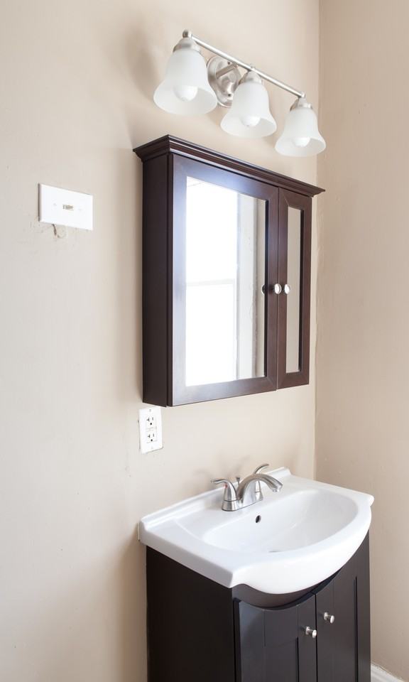 371-373 Chittenden Ave - Photo 3 of 9