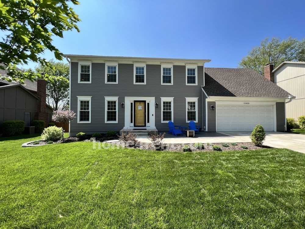 11420 W 104th St - Photo 2 of 50