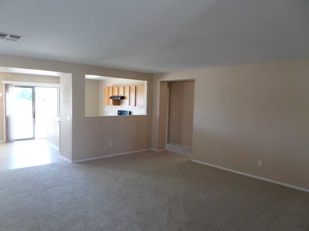 679 W Jardin Dr - Photo 2 of 17